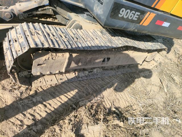 左側(cè)履帶整體?（行走機(jī)構(gòu)）