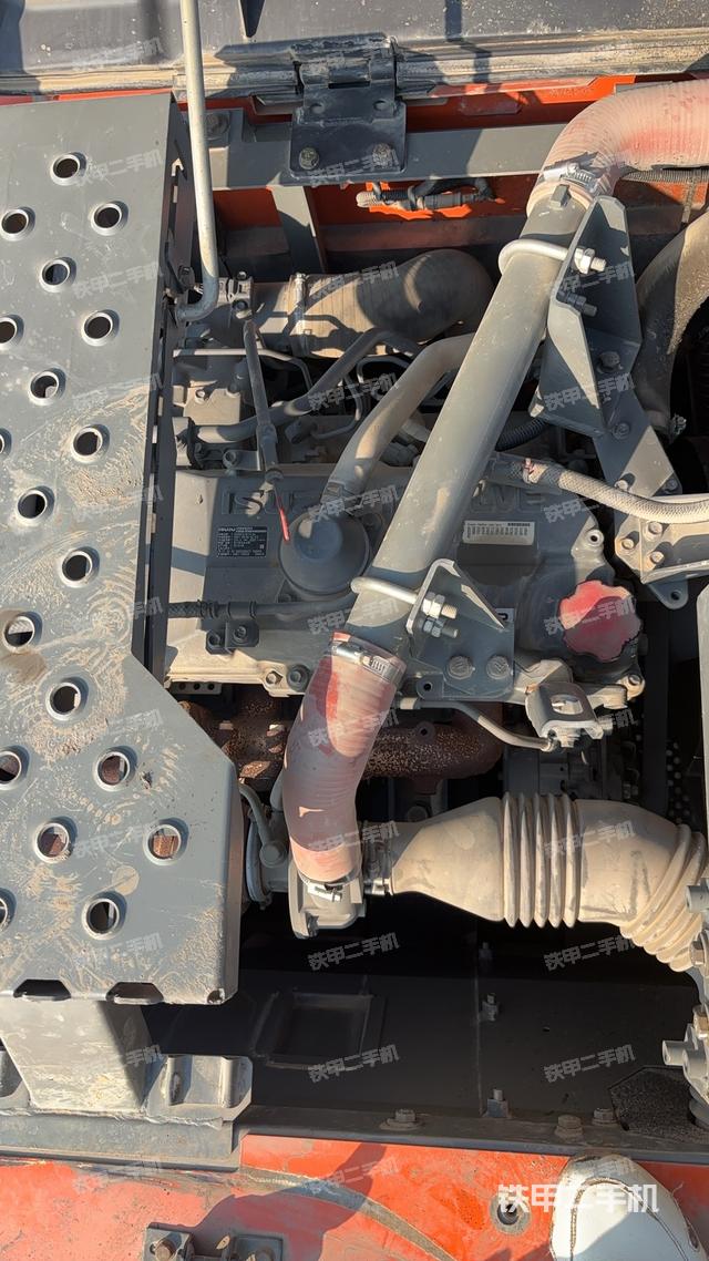 發(fā)動(dòng)機(jī)整體俯視（整機(jī)外觀）