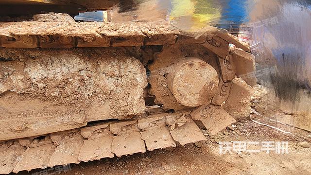 单侧履带整体（整机外观）