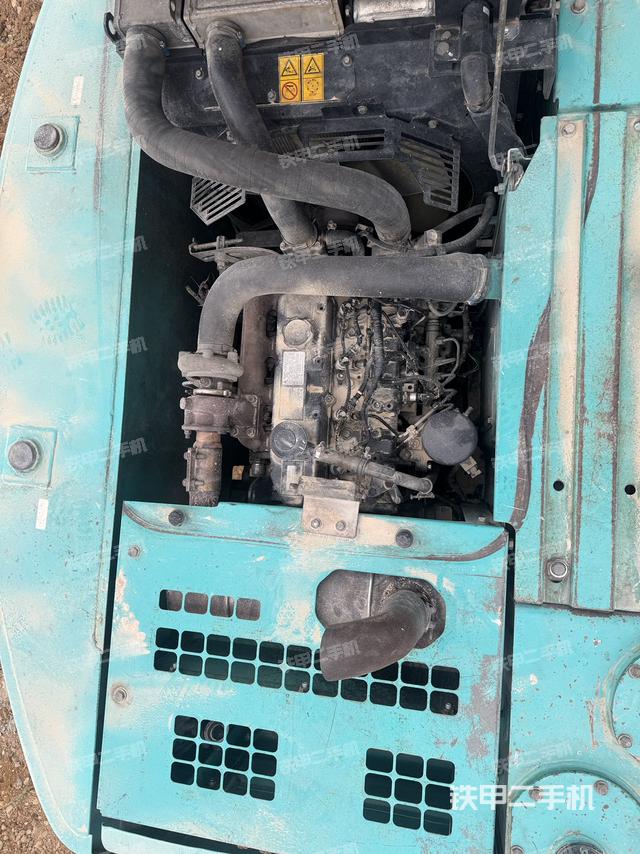 发动机整体俯视（整机外观）