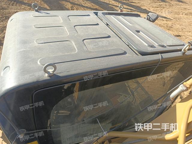 駕駛室頂部俯視（上車部件）