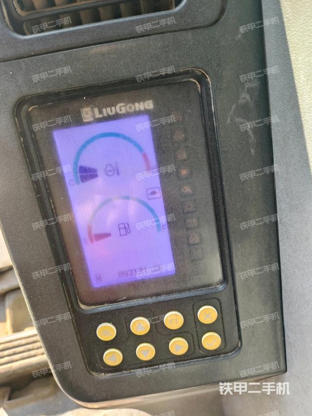 顯示屏?（駕駛室部分）