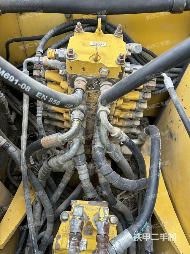 分配閥（上車部件）