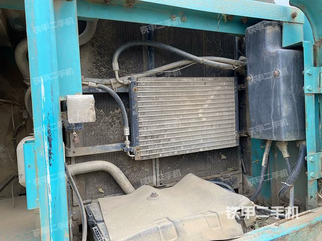 散熱器正面（大件艙室）