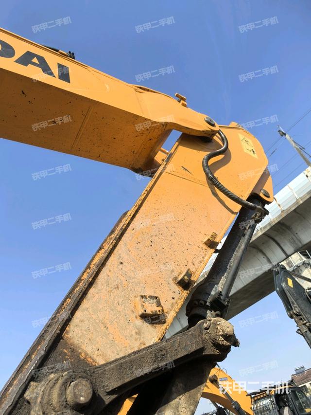 小臂整體左后（工作和回轉(zhuǎn)裝置）