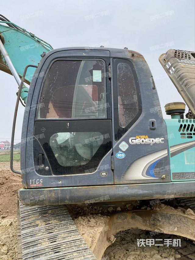 駕駛室正側(cè)（駕駛室部分）