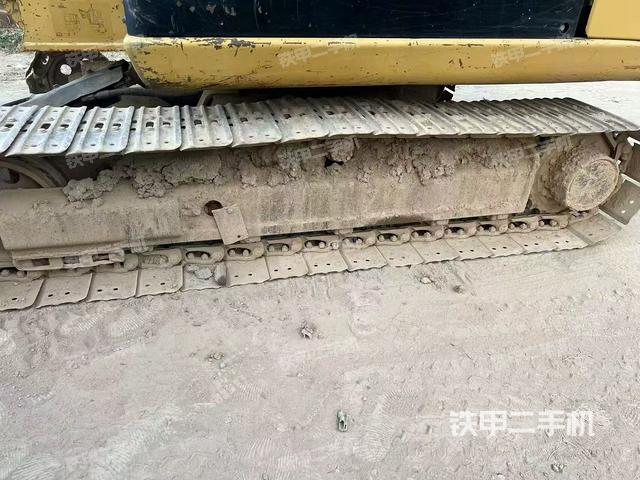 单侧履带整体（整机外观）