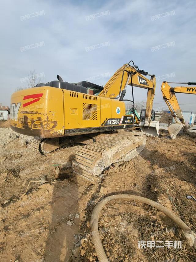 整機(jī)右后45°（整機(jī)外觀）