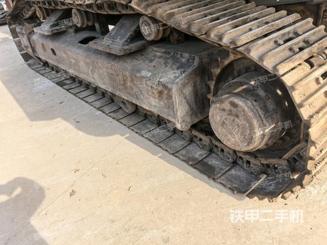 左側(cè)履帶整體?（行走機(jī)構(gòu)）