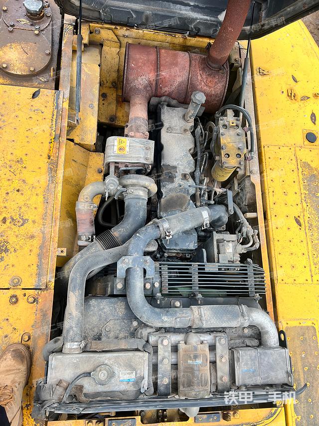 发动机整体俯视（整机外观）