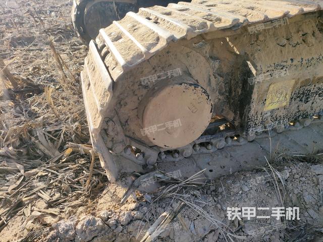 左驅(qū)動(dòng)輪（行走機(jī)構(gòu)）