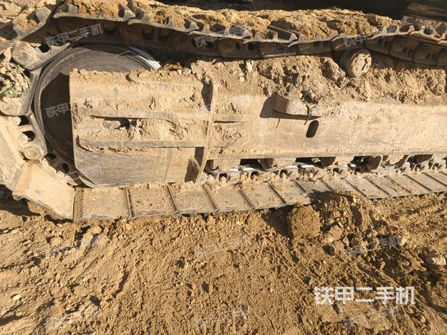 左驅(qū)動(dòng)輪（行走機(jī)構(gòu)）