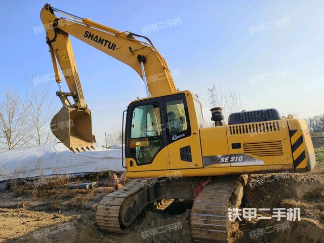 右后45(整機外觀) 右后45(整機外觀)