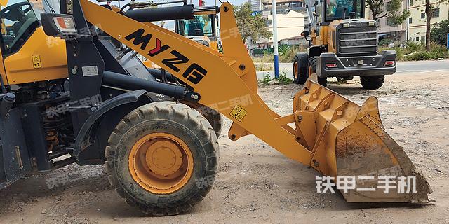 工作裝置整體（整機外觀及大件）