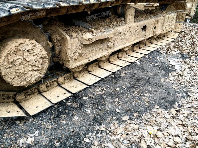 左側(cè)履帶整體?（行走機(jī)構(gòu)）