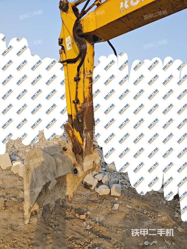 小臂整體左后（工作和回轉(zhuǎn)裝置）