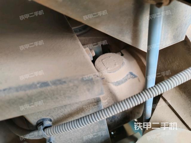 電瓶（大件艙室）