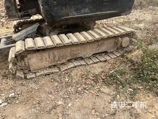 单侧履带整体（整机外观）