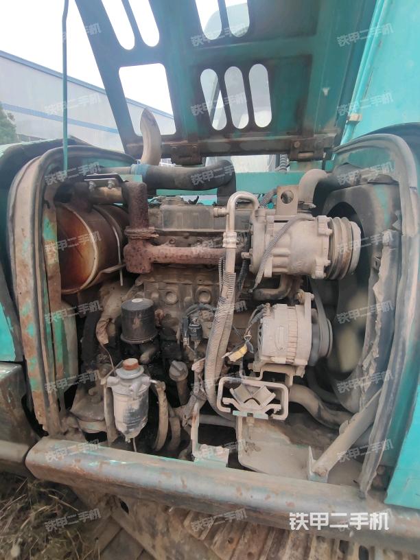 發(fā)動機室(上車部件) 發(fā)動機室(上車部件)