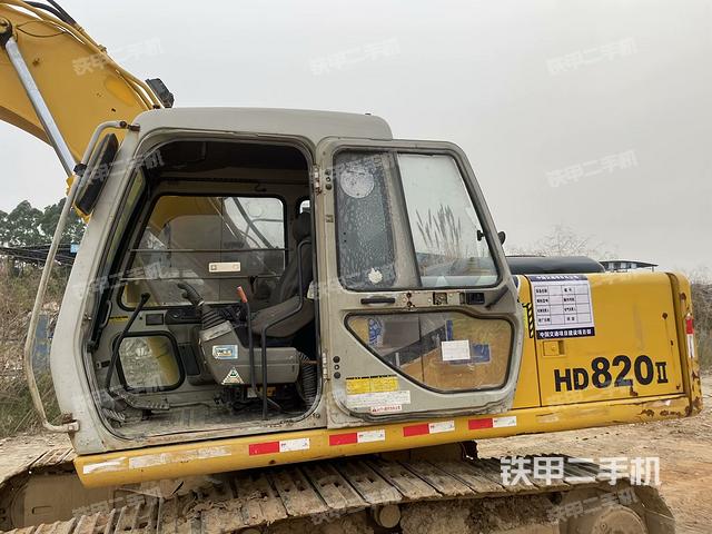 驾驶室整体（整机外观）