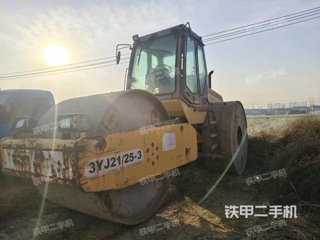 整機(jī)左側(cè)（設(shè)備外觀及核心部件）