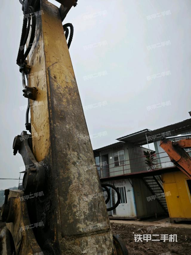 小臂整體左后（工作和回轉(zhuǎn)裝置）