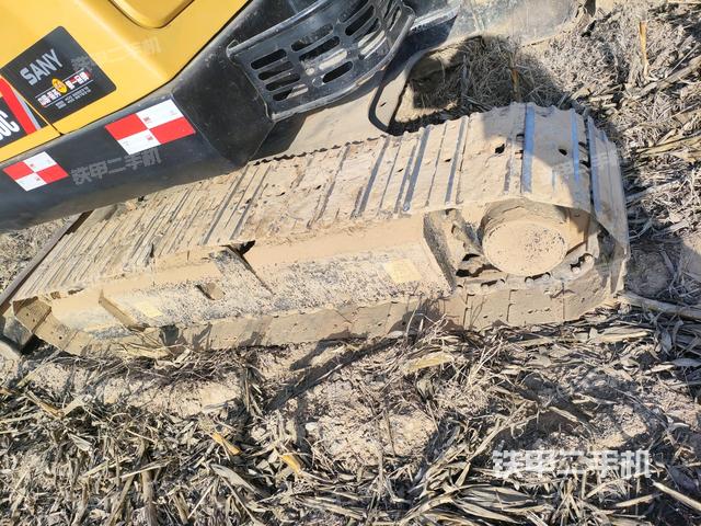 右側(cè)履帶整體?（行走機(jī)構(gòu)）