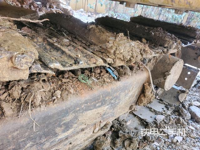 左導向輪（行走機構(gòu)）