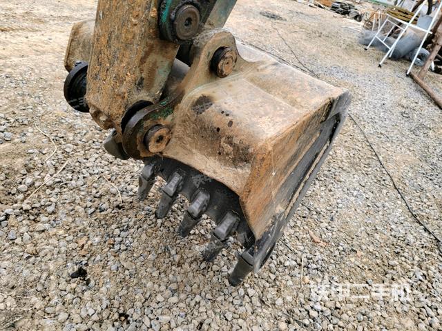 鏟斗45度（工作和回轉(zhuǎn)裝置）