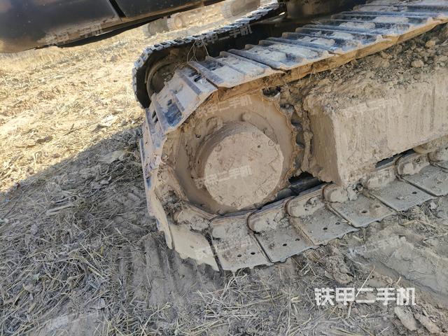 右驅(qū)動(dòng)輪（行走機(jī)構(gòu)）