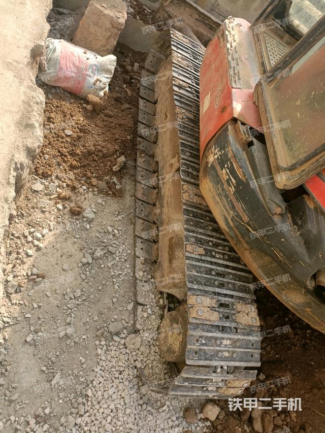 左側(cè)履帶整體?（行走機(jī)構(gòu)）