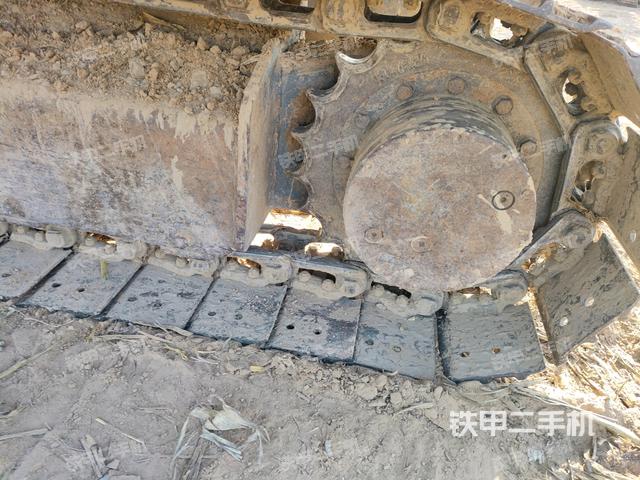 左驅(qū)動輪(行走機構(gòu)) 左驅(qū)動輪(行走機構(gòu))