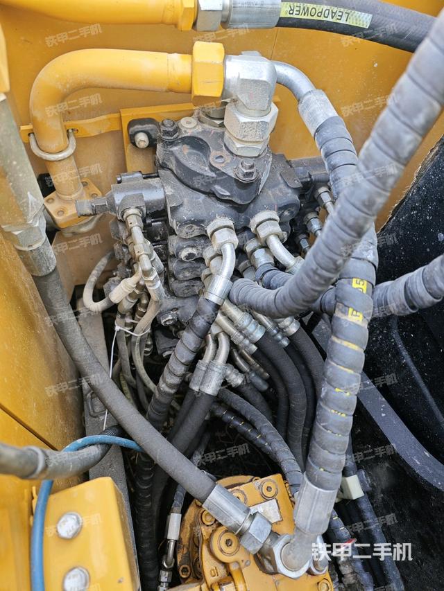 分配閥（上車部件）