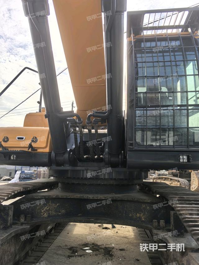 大臂油缸整體?豎拍（工作和回轉(zhuǎn)裝置）