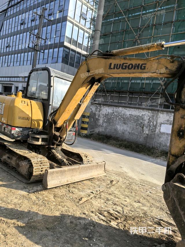 右前45(整機(jī)外觀) 右前45(整機(jī)外觀)