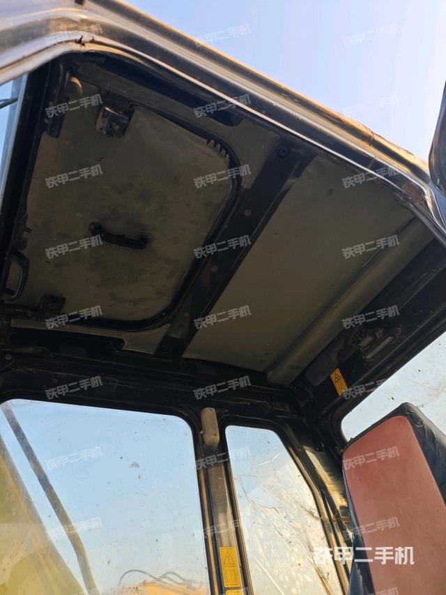 頂棚整體（駕駛室部分）