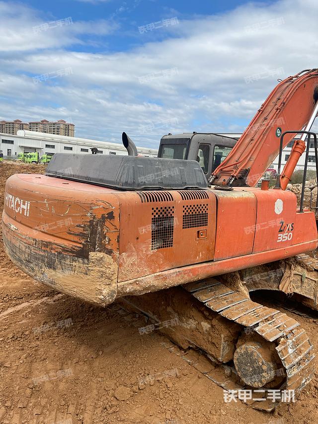 整機(jī)右后45°（整機(jī)外觀）