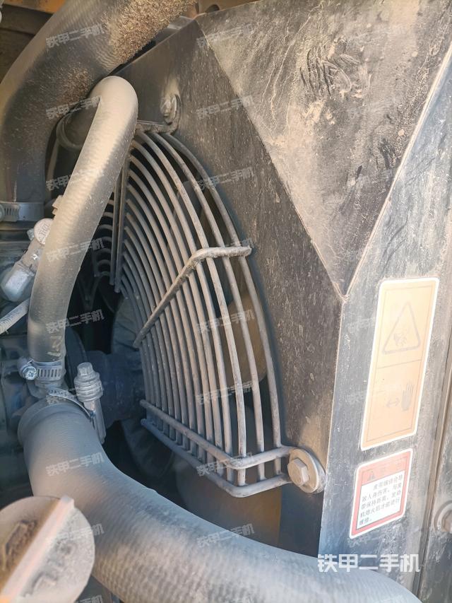 水箱+風(fēng)扇特寫（上車部件）