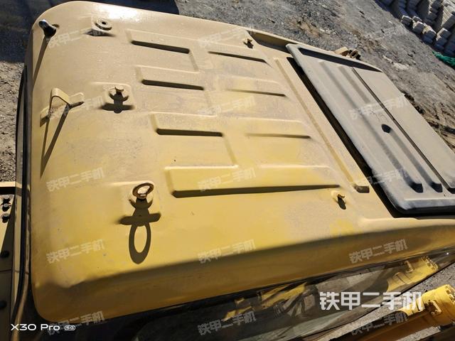 駕駛室頂部（整機(jī)外觀）