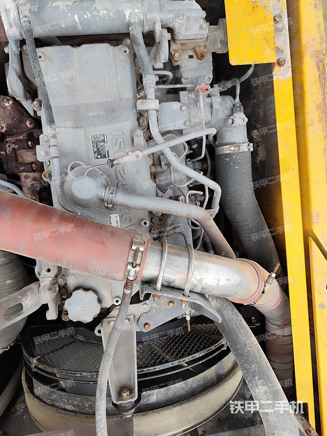 发动机整体俯视（整机外观）