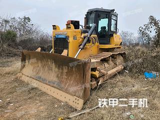 山推SD16標(biāo)準(zhǔn)型推土機(jī)實拍圖片