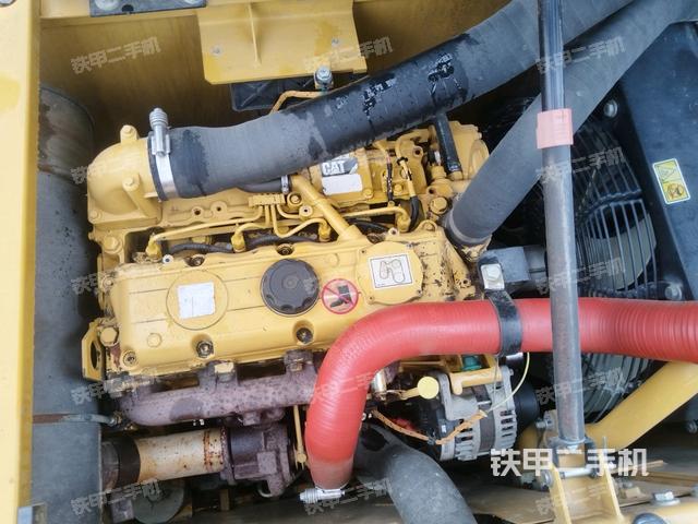 發(fā)動機室(上車部件) 發(fā)動機室(上車部件)