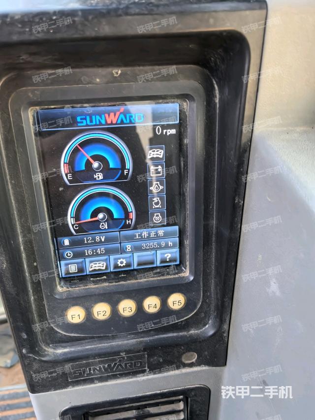 顯示屏?（駕駛室部分）