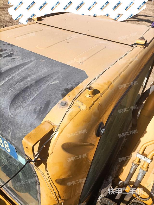 駕駛室頂部俯視（上車部件）