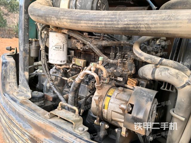 發(fā)動機(jī)室（上車部件）