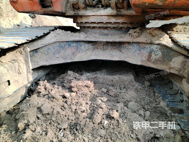 轉盤和下車架正前（工作和回轉裝置）