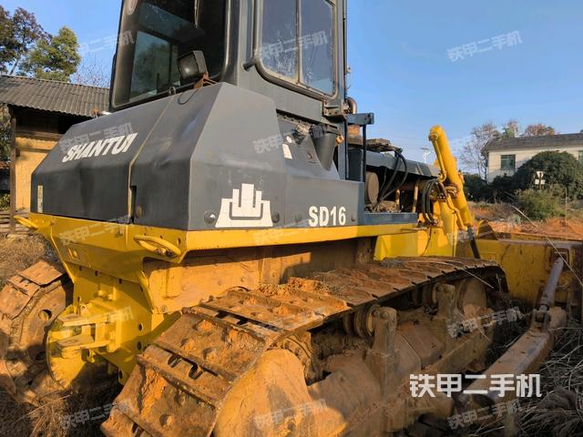 右后45°（推土機(jī)整車外觀）