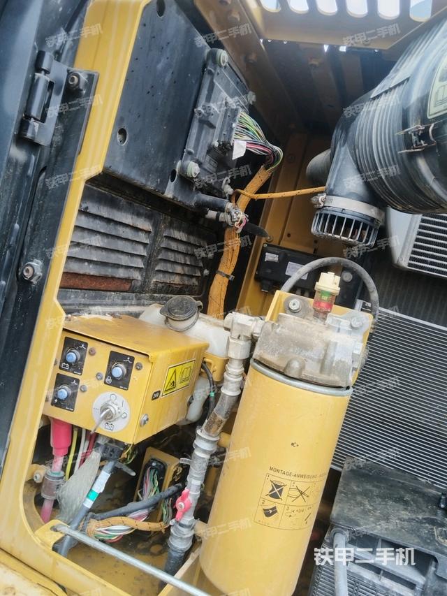 散熱器室(大件艙室) 散熱器室(大件艙室)