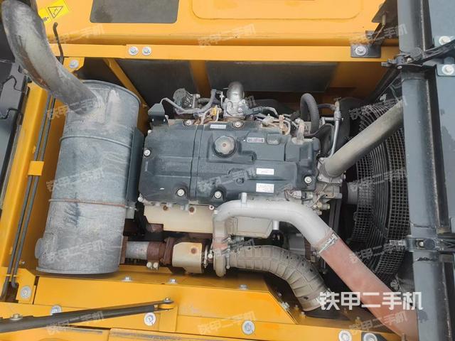 發(fā)動(dòng)機(jī)整體俯視（整機(jī)外觀）