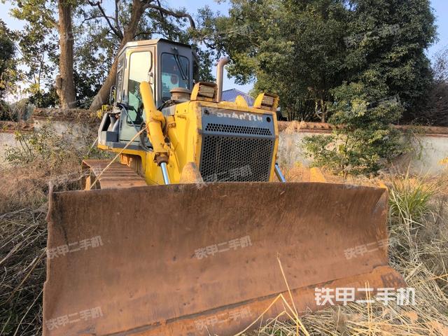 右前45°（推土機(jī)整車外觀）